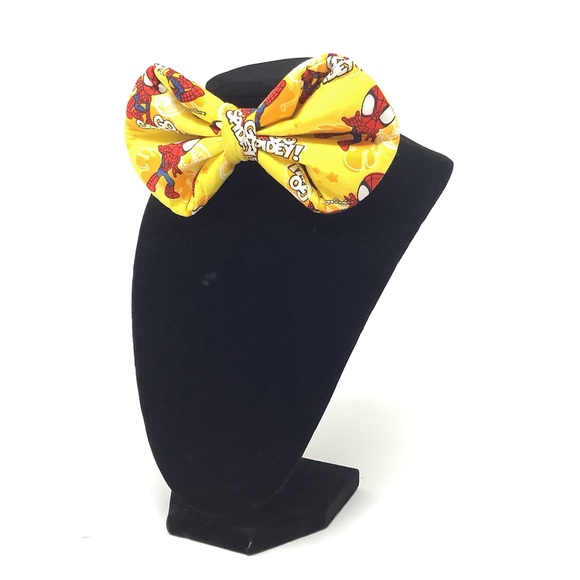 Spider Man “Go Spidey” Handcrafted Bow Tie - Comic Book Collection - Picture 5 of 6